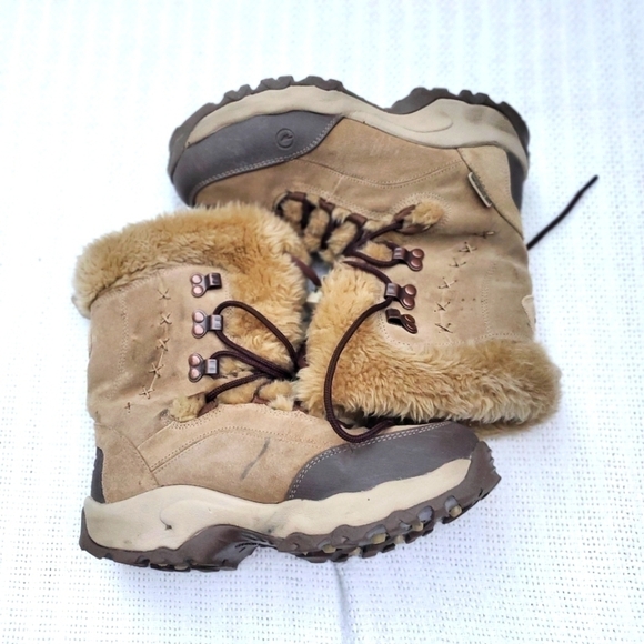 Hi-Tec Thinsulate Insulated Lace up Suede Sz 9 Snow Boots - Picture 1 of 6